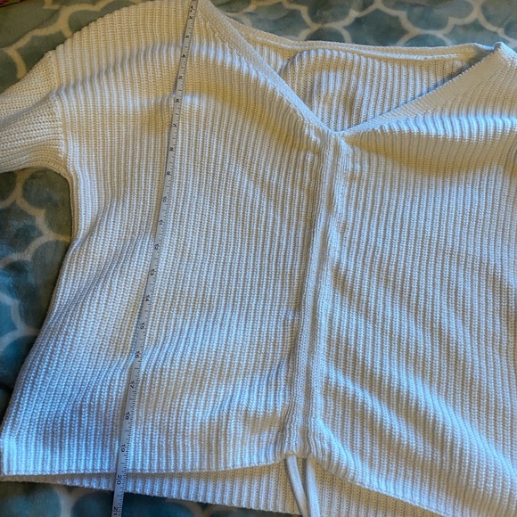 Hollister drawstring cinched sweater - Picture 11 of 12